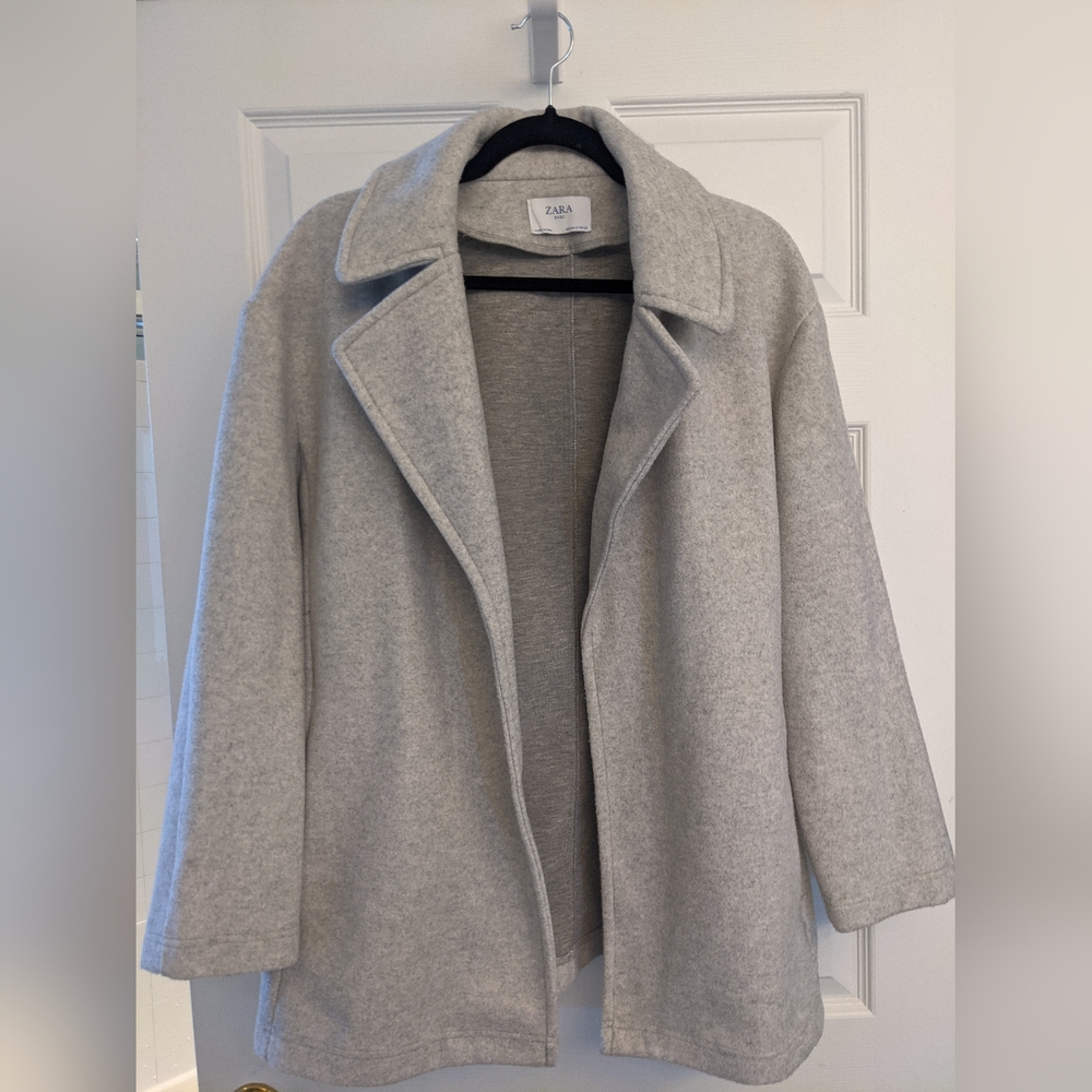 Zara Gorgeous Gray Coat Like New Size Small